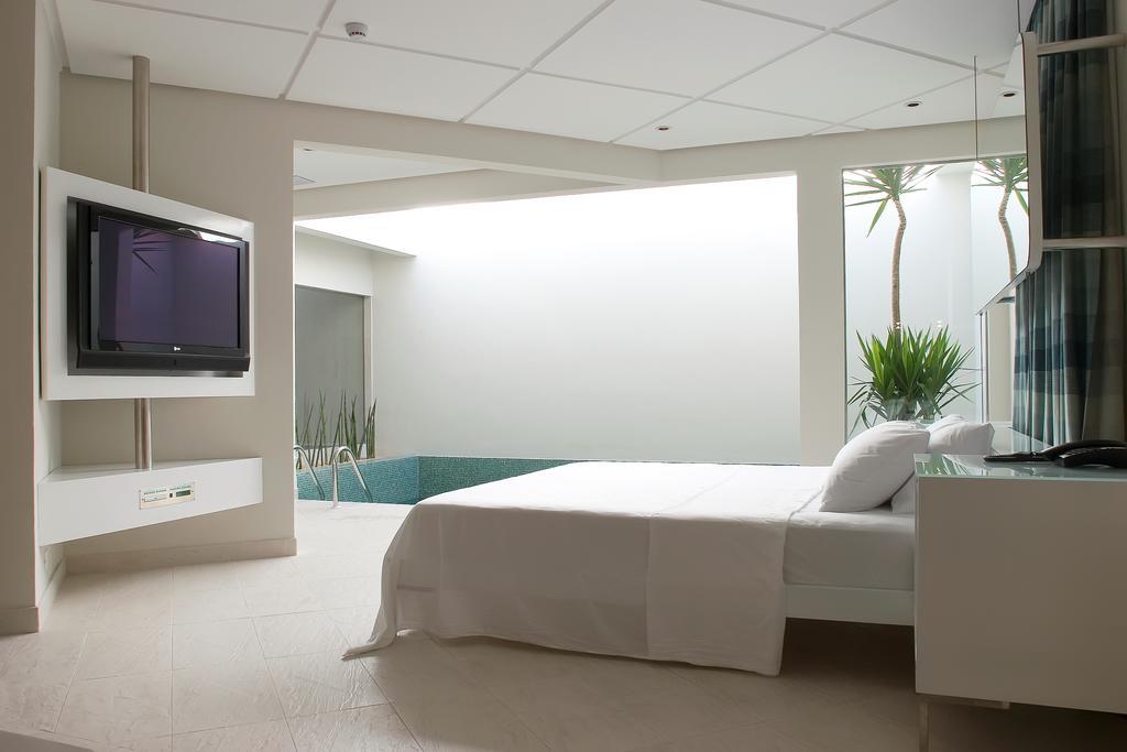 Acaso (adults Only) Hotel do amor *